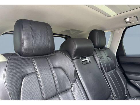 Used 2016 Land Rover Range Rover Sport HSE AWD/4WD image 20