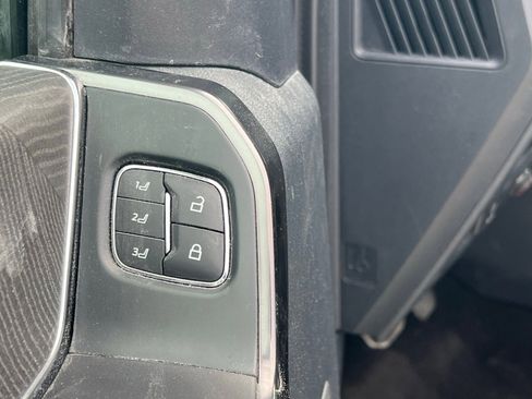 Used 2022 Ford F150 Platinum w/ Equipment Group 701A High image 24