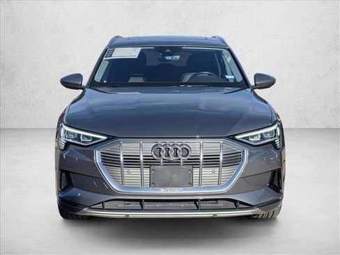 Certified 2021 Audi e-tron Premium Plus w/ Premium Plus Package image 2