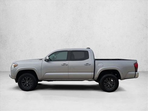 Used 2021 Toyota Tacoma SR5 image 8