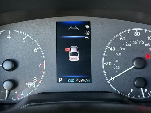 Used 2024 Toyota Corolla SE image 23