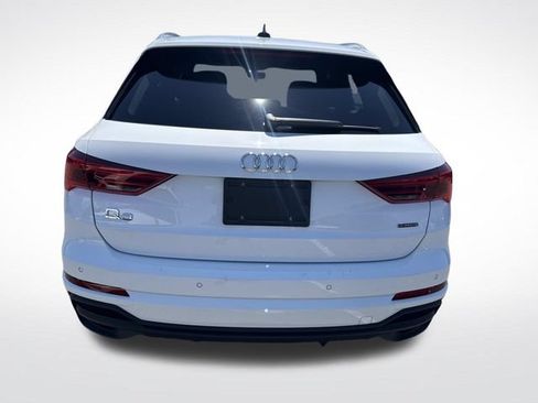 Used 2025 Audi Q3 2.0T Premium AWD/4WD image 4