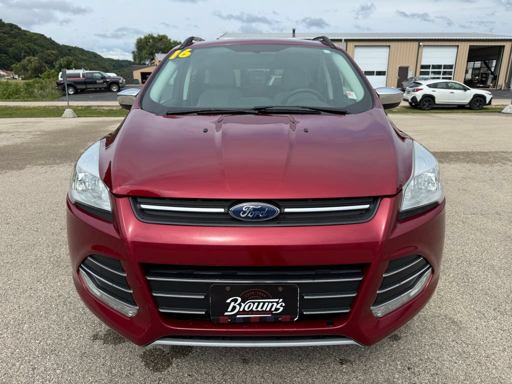 Used 2016 Ford Escape SE w/ SE Chrome Package AWD/4WD image 2