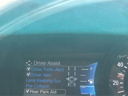 Used 2024 Ford Edge SEL w/ Convenience Package AWD/4WD image 32