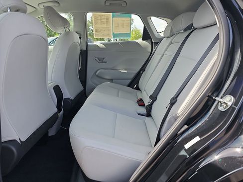 Used 2024 Hyundai Kona SE FWD image 18