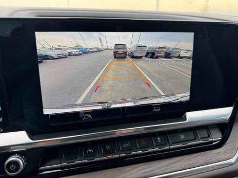 Used 2025 GMC Sierra 1500 SLT image 22