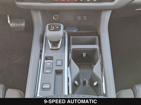 New 2026 Nissan Pathfinder SL image 24