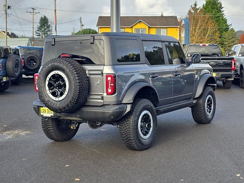 Certified 2022 Ford Bronco Badlands w/ Sasquatch Package image 5