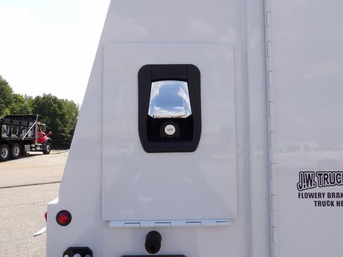 Used 2024 Ford E-350 and Econoline 350 Super Duty w/ Driver's Safety Package RWD image 38