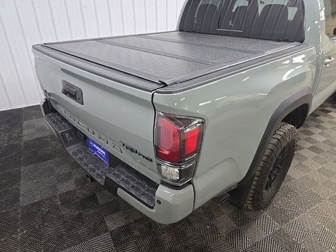 Used 2021 Toyota Tacoma TRD Pro AWD/4WD image 11