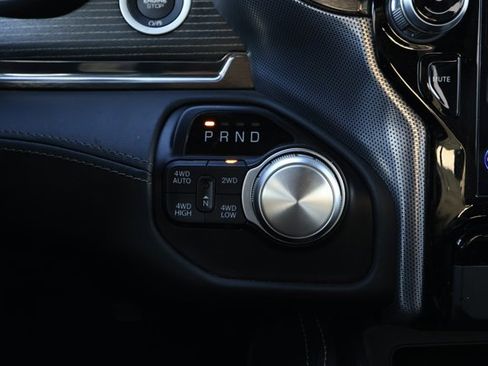 Used 2020 RAM 1500 Limited image 16