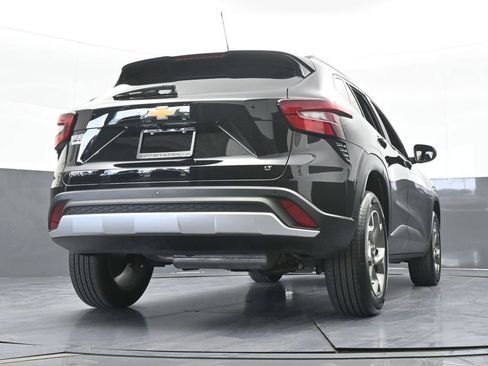 Used 2025 Chevrolet Trax LT w/ Driver Confidence Package FWD image 55