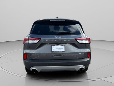 Used 2021 Ford Escape SEL w/ Technology Package image 4