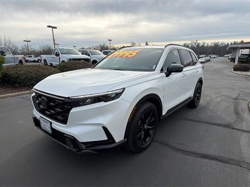 Used 2023 Honda CR-V Sport image 1