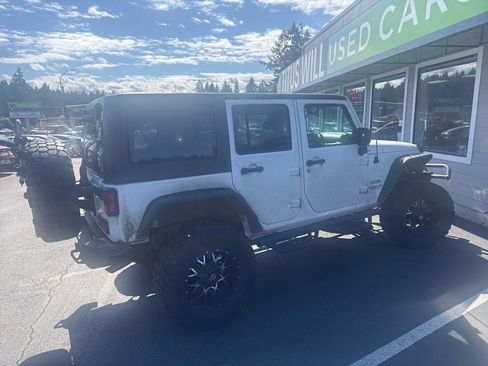 Used 2014 Jeep Wrangler Unlimited Sport w/ Dual Top Group AWD/4WD image 8