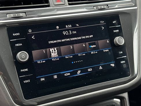 Used 2023 Volkswagen Tiguan SE FWD image 19
