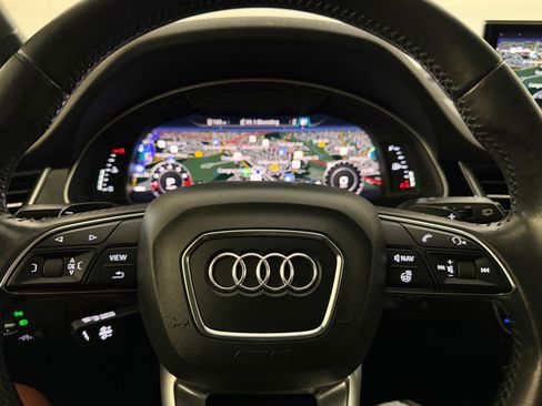 Used 2017 Audi Q7 3.0T Premium Plus w/ Premium Plus Package AWD/4WD image 11