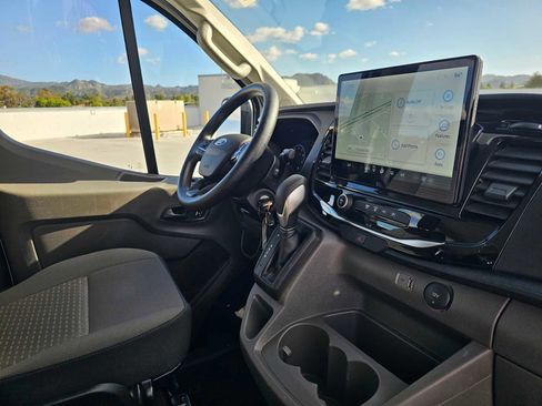 Used 2023 Ford Transit 350 XLT RWD image 11