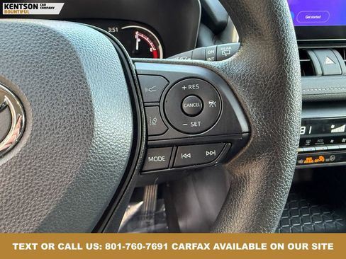 Used 2025 Toyota RAV4 XLE image 19