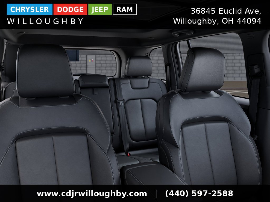 New 2025 Jeep Grand Cherokee Limited w/ Black Appearance Package AWD/4WD image 29