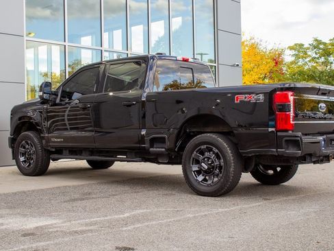 Used 2024 Ford F250 Lariat w/ Sport Appearance Package image 8