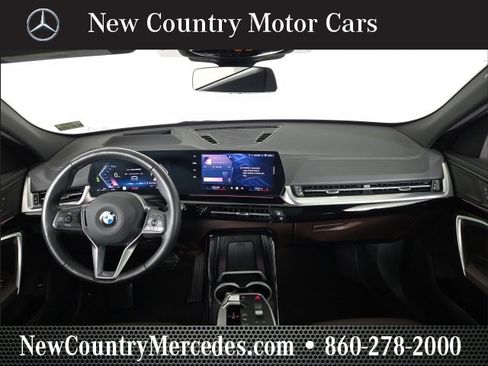 Used 2025 BMW X2 xDrive28i image 21