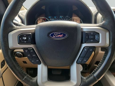 Used 2015 Ford F150 Lariat AWD/4WD image 12