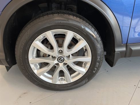 Used 2022 Nissan Rogue Sport S image 44