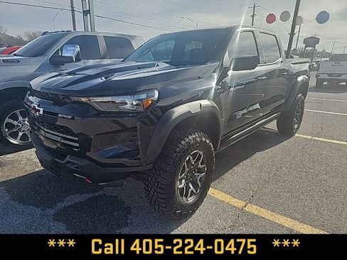 Used 2025 Chevrolet Colorado ZR2 w/ Technology Package image 1