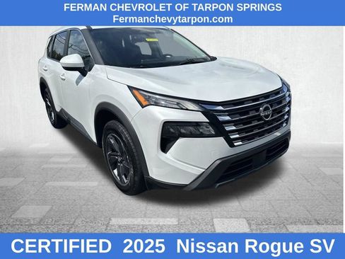 Used 2025 Nissan Rogue SV FWD image 1