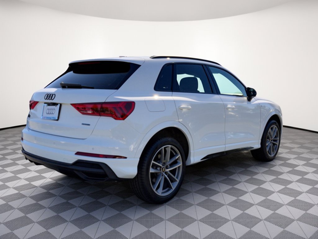 Certified 2025 Audi Q3 2.0T Premium w/ Convenience Package AWD/4WD image 9
