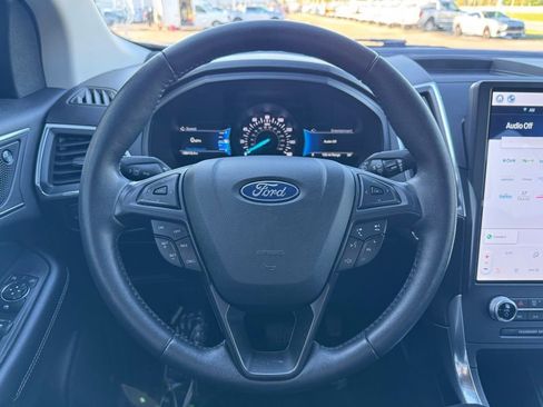 Certified 2022 Ford Edge Titanium AWD/4WD image 23