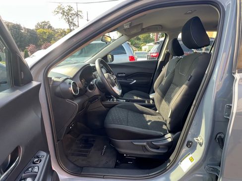 Used 2022 Nissan Kicks SV image 26