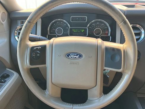 Used 2008 Ford Expedition XLT image 27