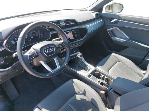 Certified 2025 Audi Q3 2.0T Premium w/ Convenience Package AWD/4WD image 5
