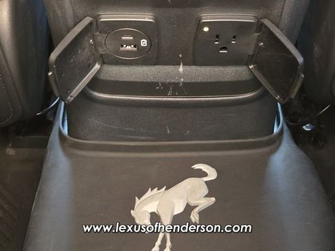 Used 2022 Ford Bronco Black Diamond image 13