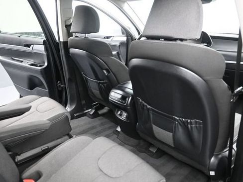 Used 2020 Hyundai Palisade SEL w/ Convenience Package FWD image 12