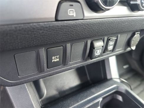 Used 2018 Toyota Tacoma SR5 image 23