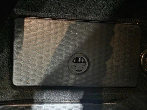 Used 2015 RAM 2500 Laramie w/ Black Appearance Group image 44