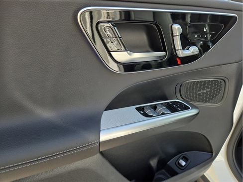 New 2026 Mercedes-Benz GLC 300 GLC 300 image 17