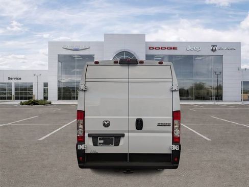 New 2026 RAM ProMaster 3500 w/ Convenience Group image 4