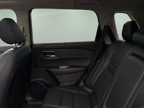 Used 2021 Nissan Rogue SL w/ Premium Package AWD/4WD image 16