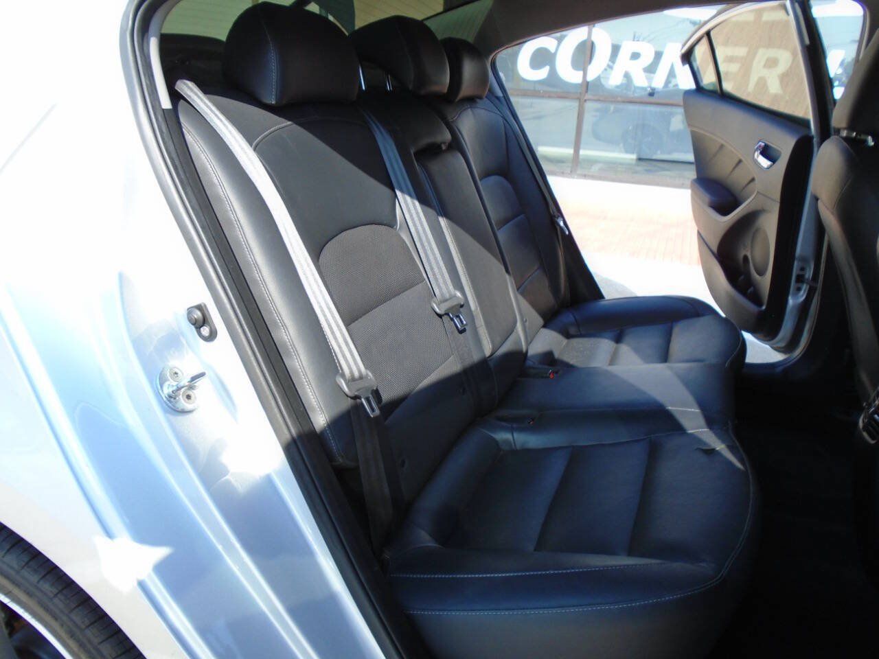 Used 2017 Kia Forte EX FWD image 11