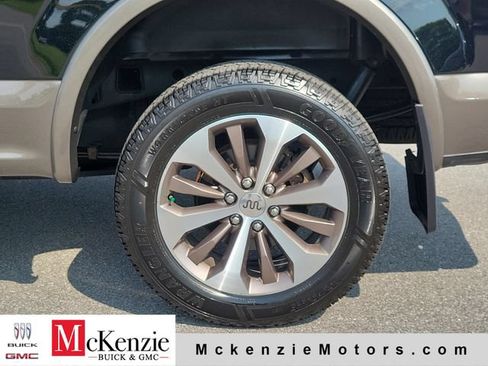 Used 2018 Ford F150 King Ranch w/ Equipment Group 601A Luxury AWD/4WD image 34