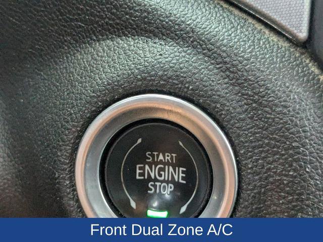 Used 2021 GMC Sierra 1500 SLT w/ SLT Premium Package AWD/4WD image 24