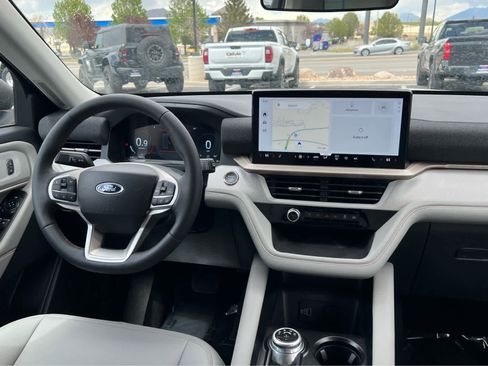 New 2026 Ford Explorer Active AWD/4WD image 24
