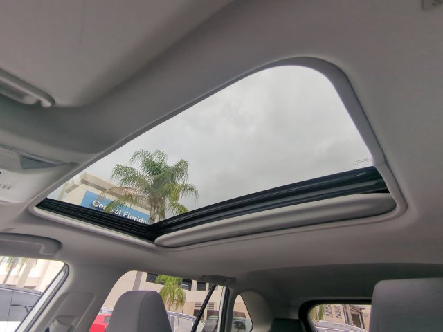 Used 2025 Toyota RAV4 XLE w/ Convenience Package FWD image 23