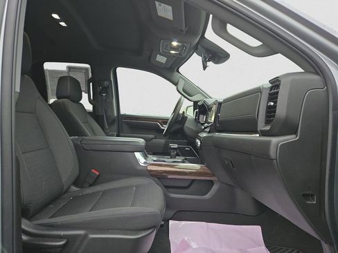 Used 2025 GMC Sierra 1500 Elevation w/ Preferred Package image 23