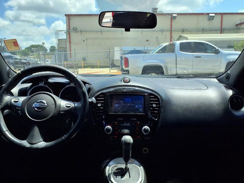 Used 2015 Nissan Juke SV w/ Technology Package FWD image 11
