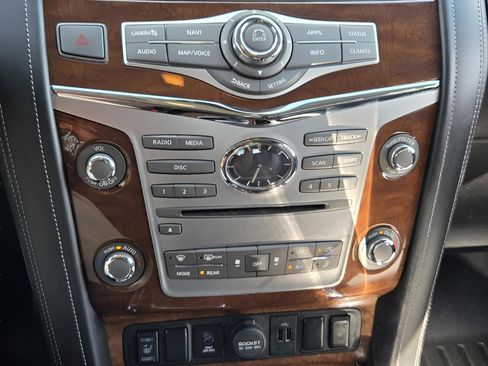 Used 2018 INFINITI QX80 2WD image 25